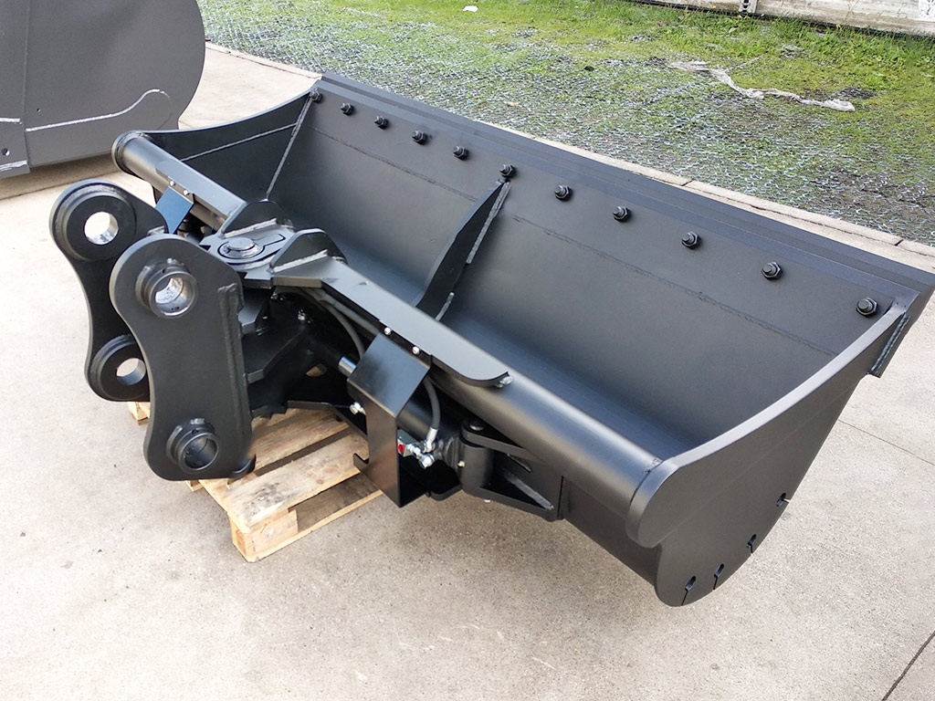 Grabenräumlöffel schwenkbar