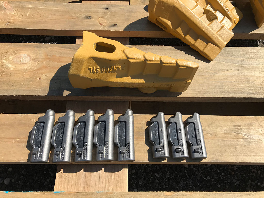 Komatsu-zub-fkm200-syl.jpg